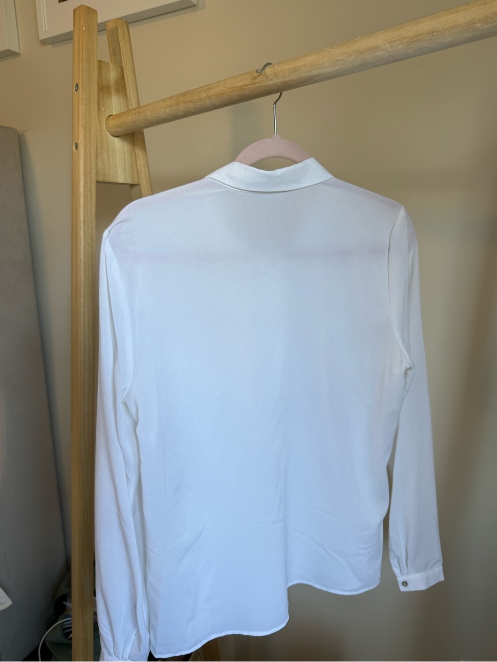 Classic White Long-Sleeve Button-Up Shirt - Picture 2 of 3